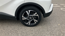 Toyota C-HR 2.0 Hybrid Design 5dr CVT Hybrid Hatchback